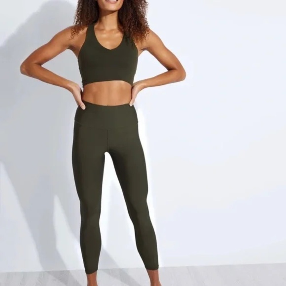 ALO Yoga SoftSculpt High-Waist Leggings and Real Bra Tank in Green Olive- Size S
